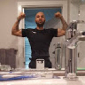 Meet your Posher, Adam